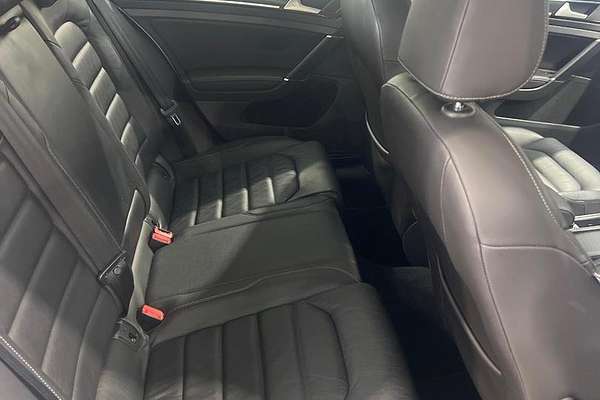 2015 Volkswagen Golf 110TSI Highline 7