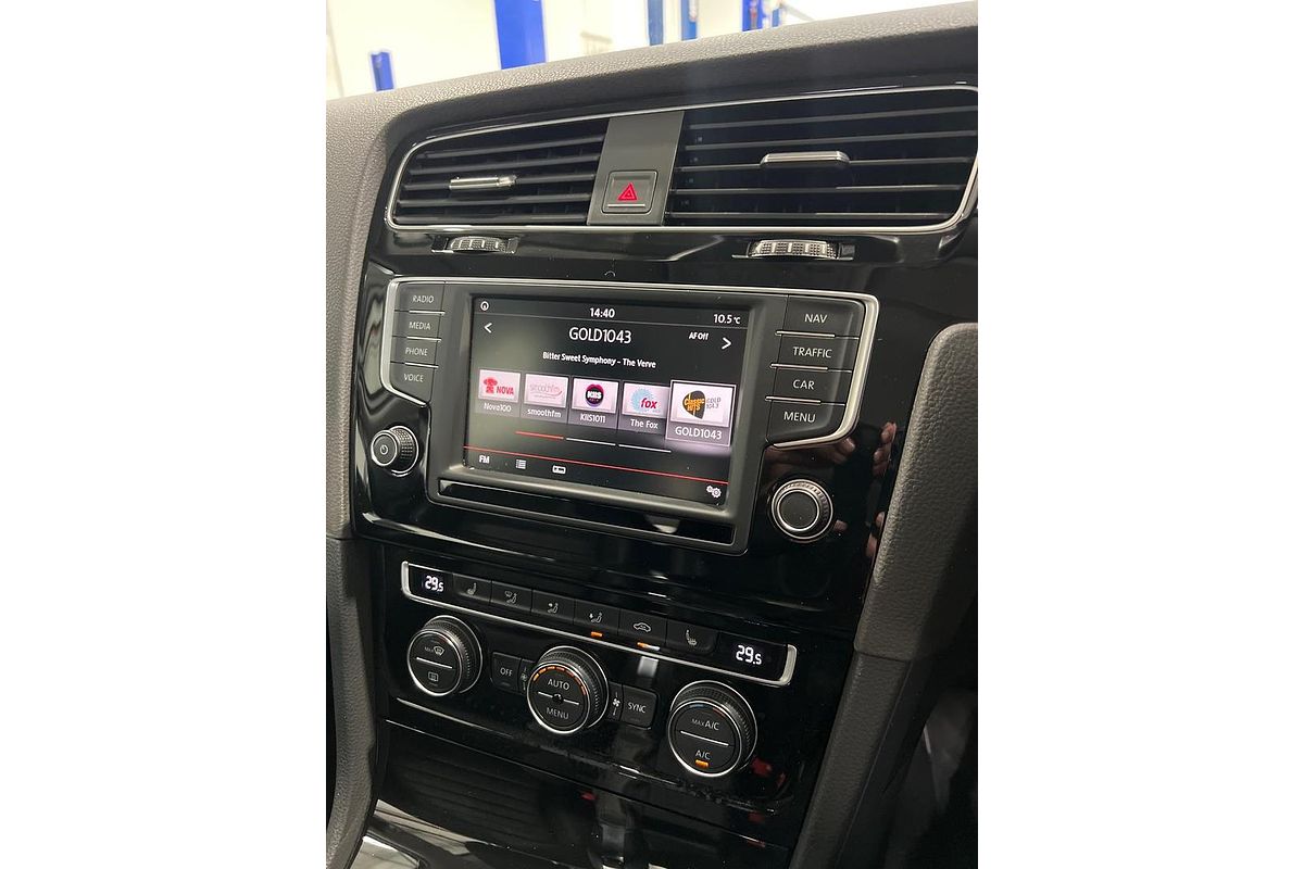 2015 Volkswagen Golf 110TSI Highline 7
