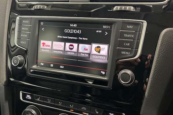 2015 Volkswagen Golf 110TSI Highline 7