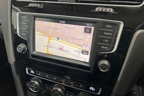 2015 Volkswagen Golf 110TSI Highline 7