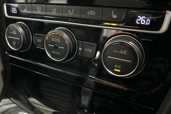 2015 Volkswagen Golf 110TSI Highline 7
