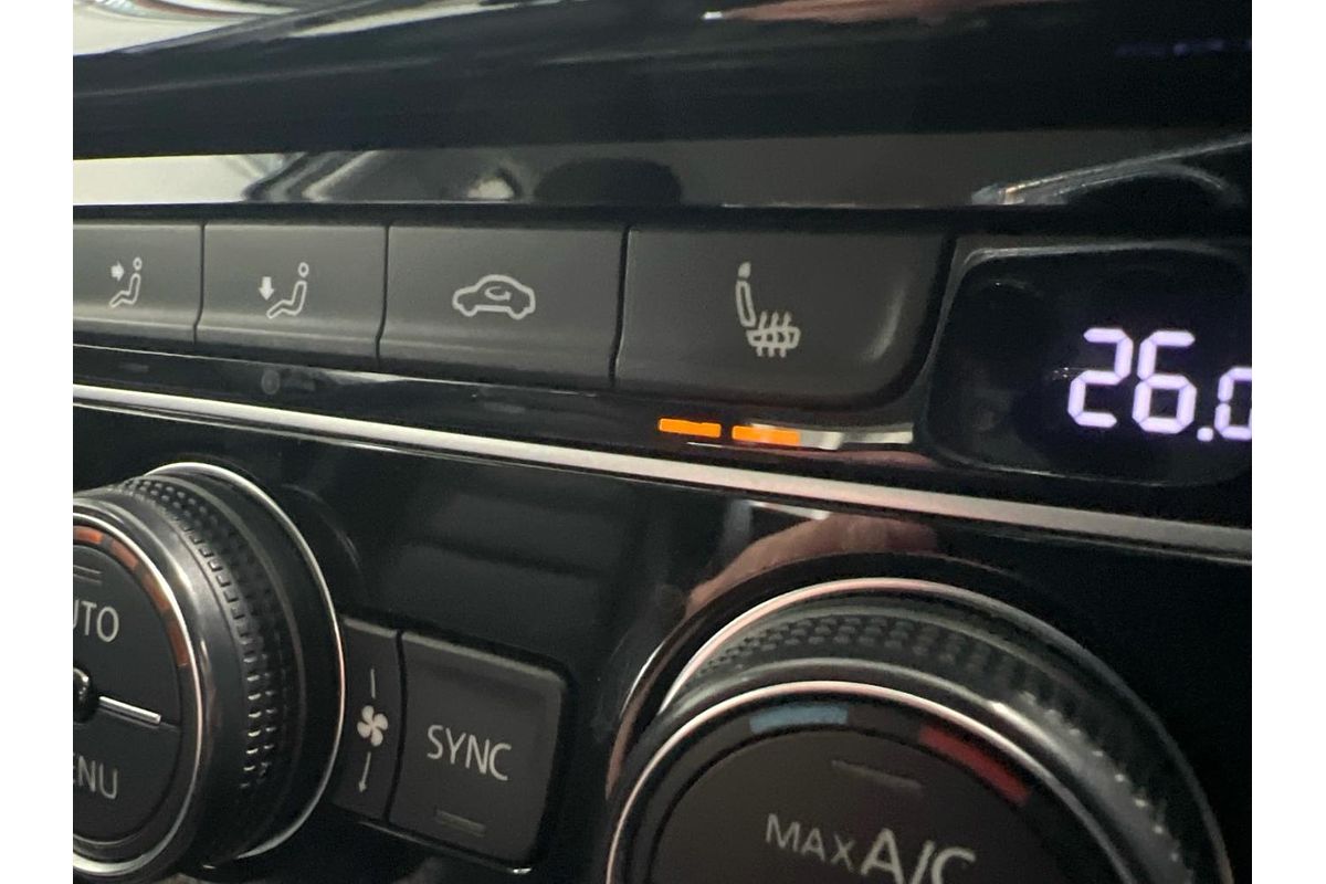 2015 Volkswagen Golf 110TSI Highline 7