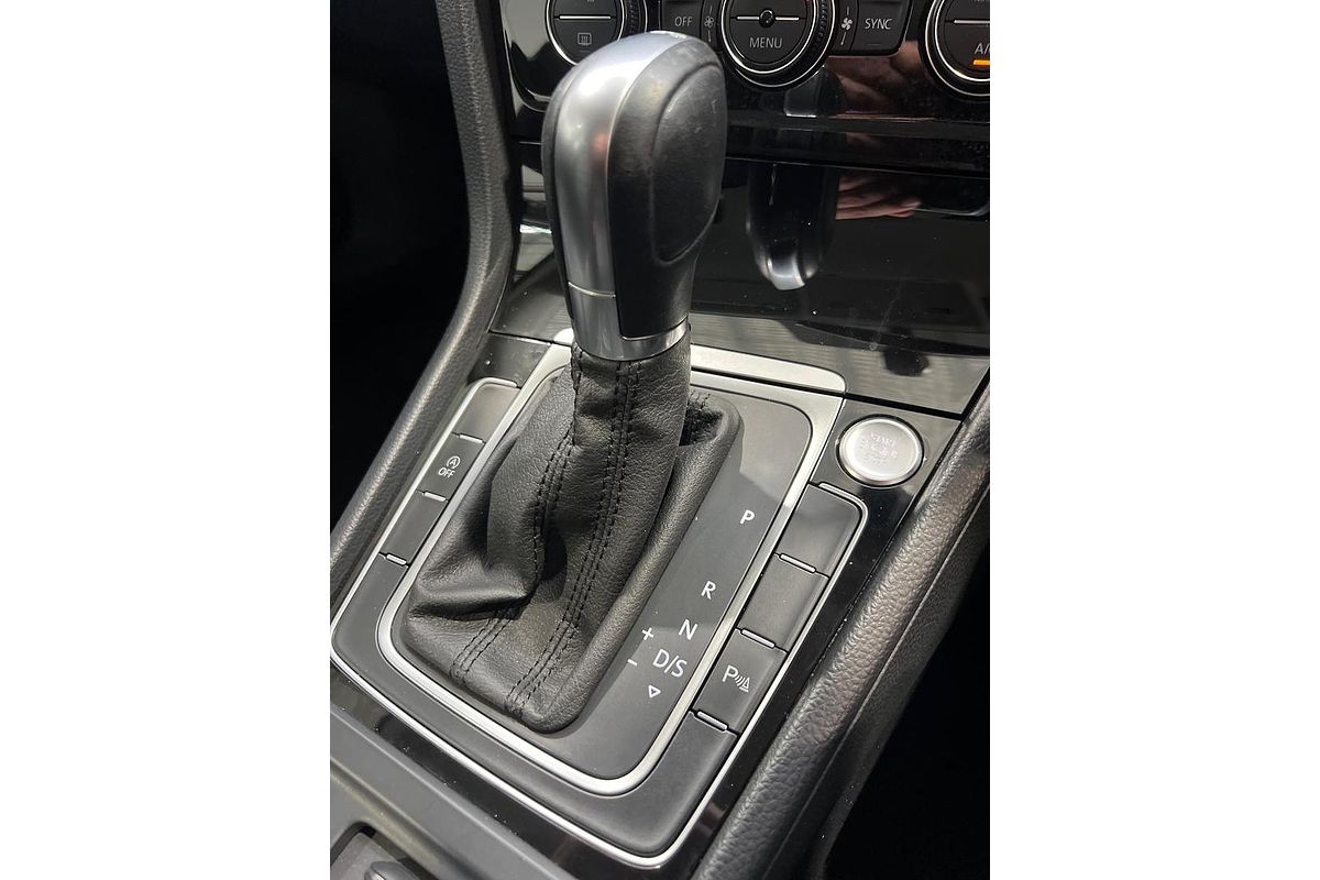 2015 Volkswagen Golf 110TSI Highline 7