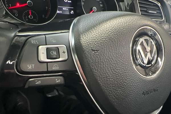 2015 Volkswagen Golf 110TSI Highline 7