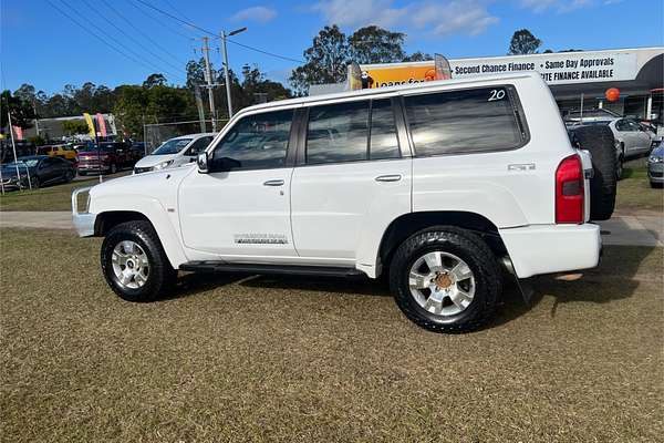 2009 Nissan Patrol ST-L GU 6