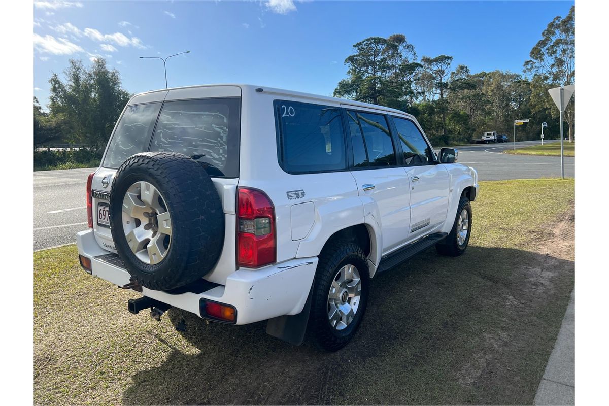 2009 Nissan Patrol ST-L GU 6