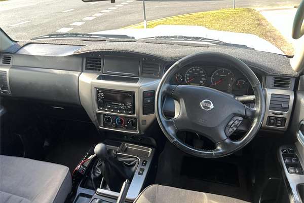 2009 Nissan Patrol ST-L GU 6