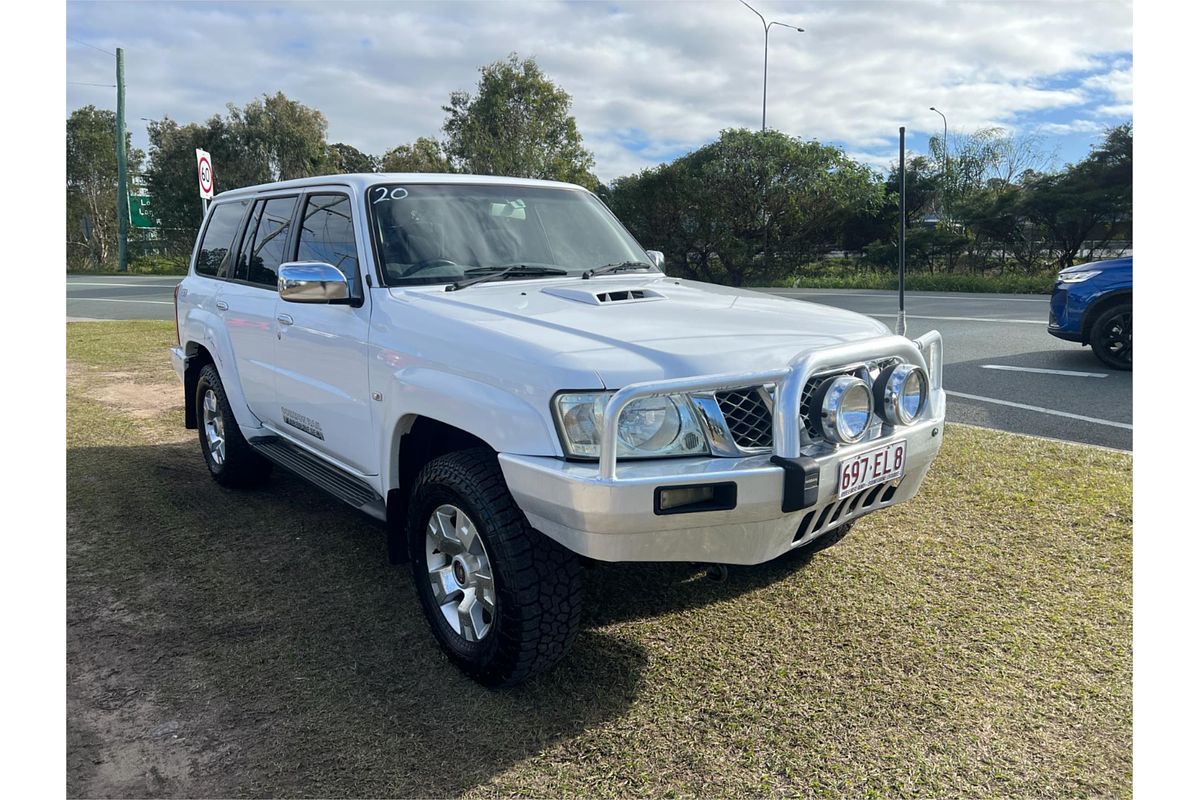2009 Nissan Patrol ST-L GU 6