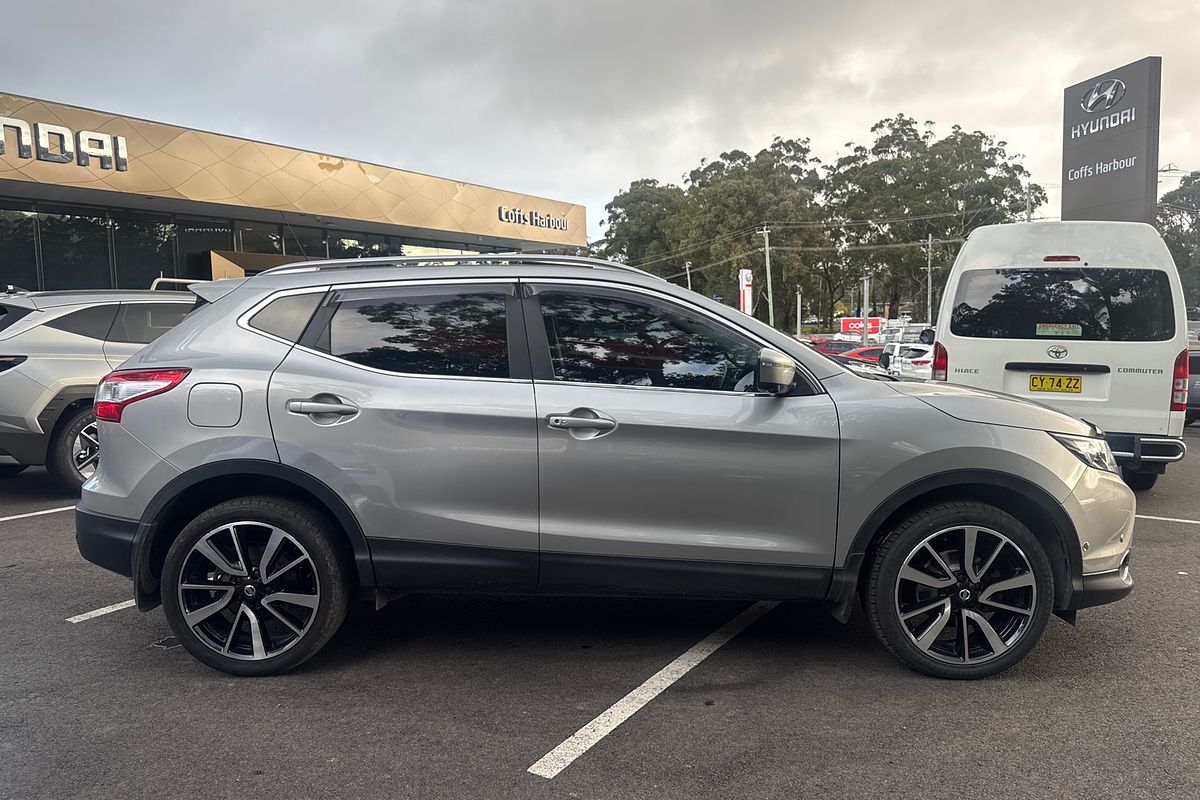 2017 Nissan QASHQAI Ti J11