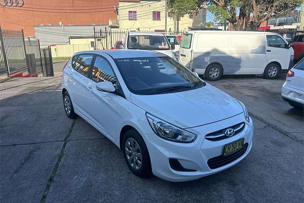 2016 Hyundai Accent Active RB4