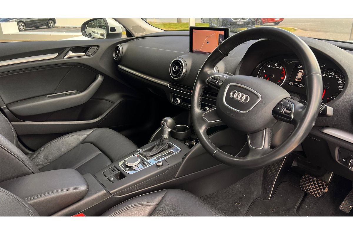 2014 Audi A3 Attraction 8V