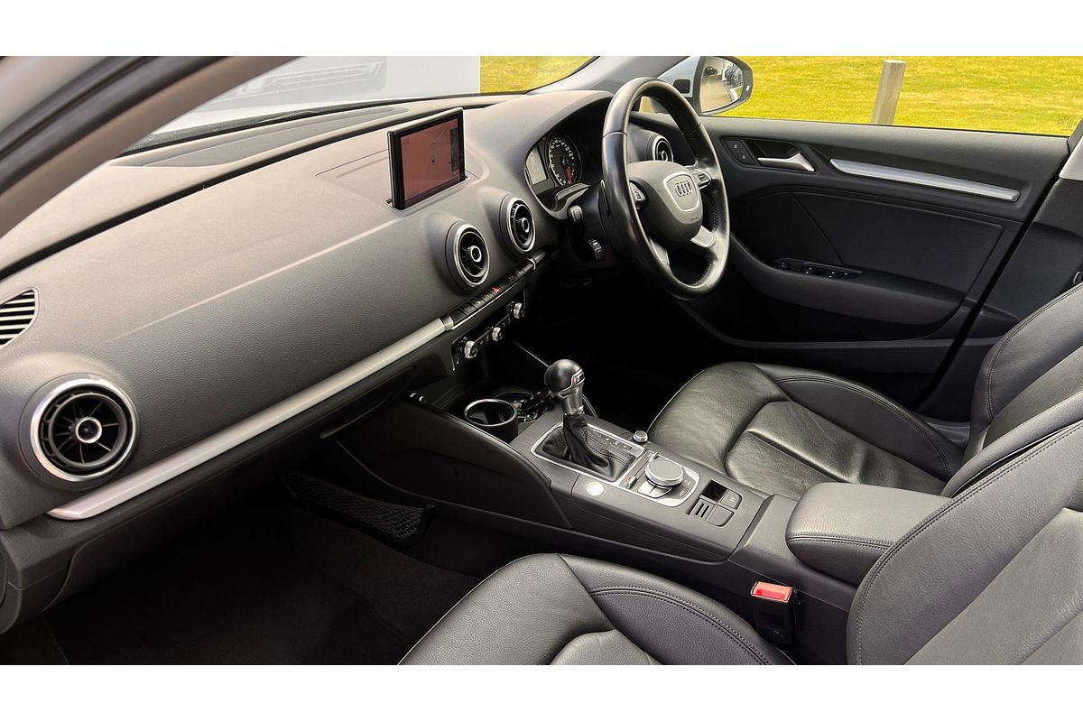 2014 Audi A3 Attraction 8V