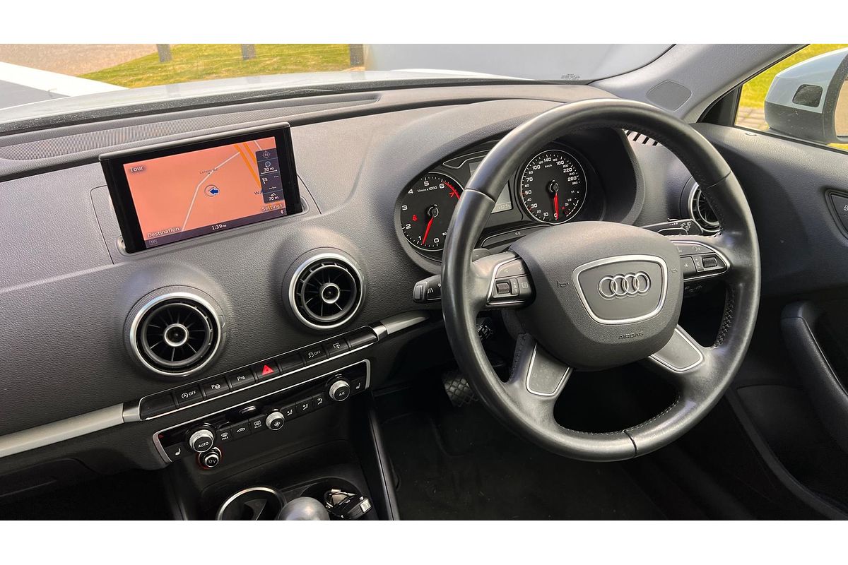 2014 Audi A3 Attraction 8V
