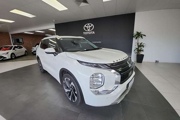 2022 Mitsubishi Outlander Exceed Tourer ZM