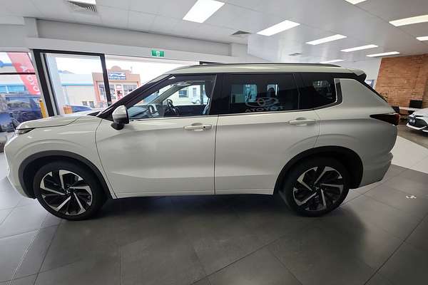 2022 Mitsubishi Outlander Exceed Tourer ZM