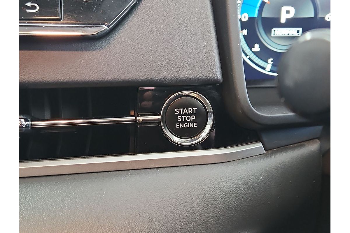 2022 Mitsubishi Outlander Exceed Tourer ZM
