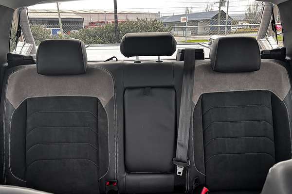 2024 Volkswagen Amarok TDI600 Style NF 4X4