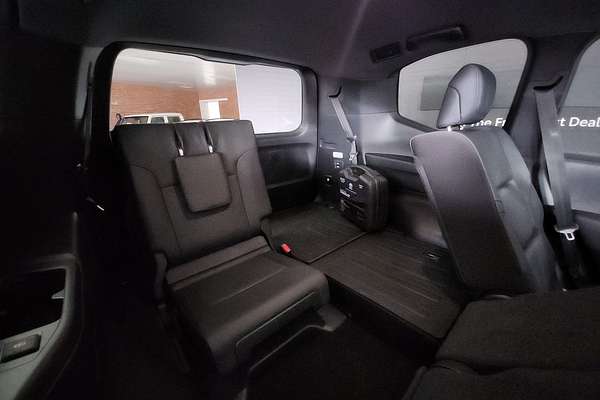 2021 Toyota Landcruiser Sahara FJA300R