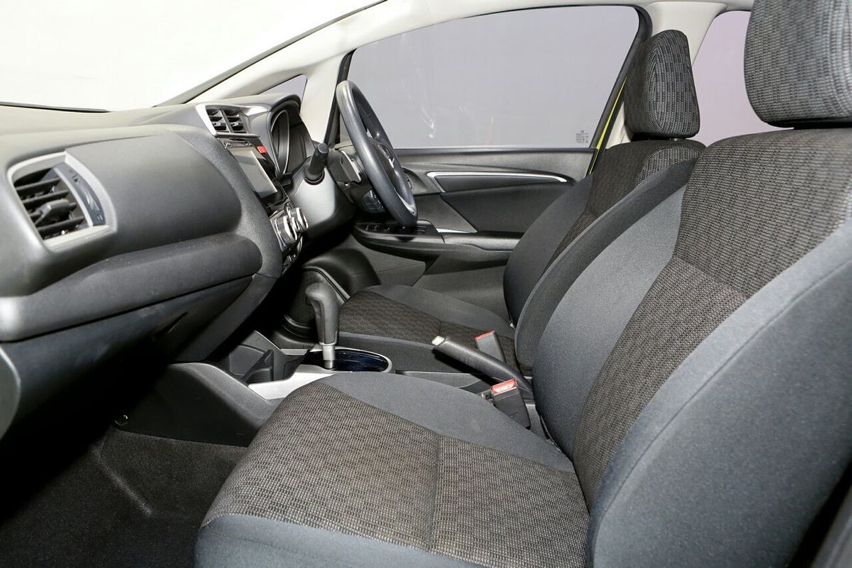 2016 Honda Jazz VTi-L GF