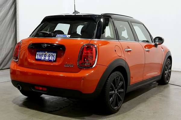 2021 MINI Hatch Cooper Signature F55 LCI