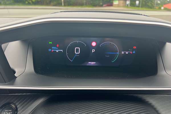 2025 Peugeot 2008 GT e-DCS Hybrid P24 MY25