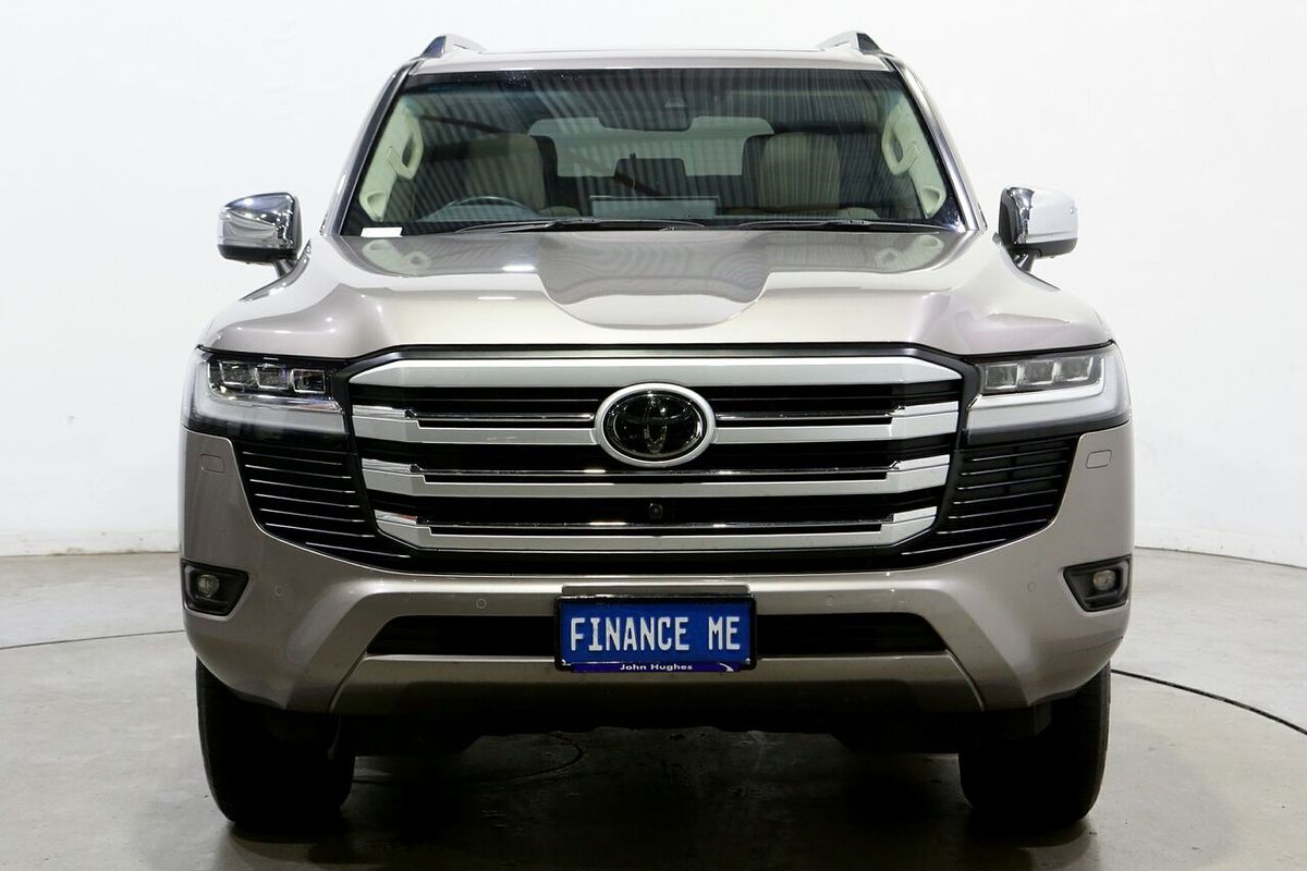 2022 Toyota Landcruiser Sahara FJA300R