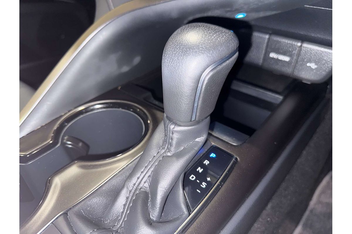2021 Toyota Camry Ascent Sport AXVH70R