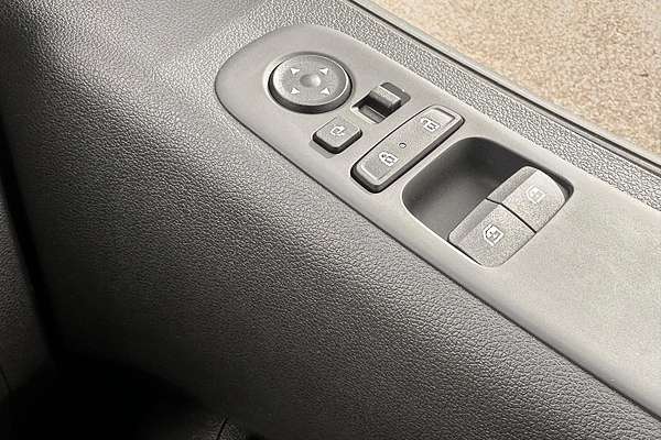 2024 Hyundai STARIA LOAD US4.V2
