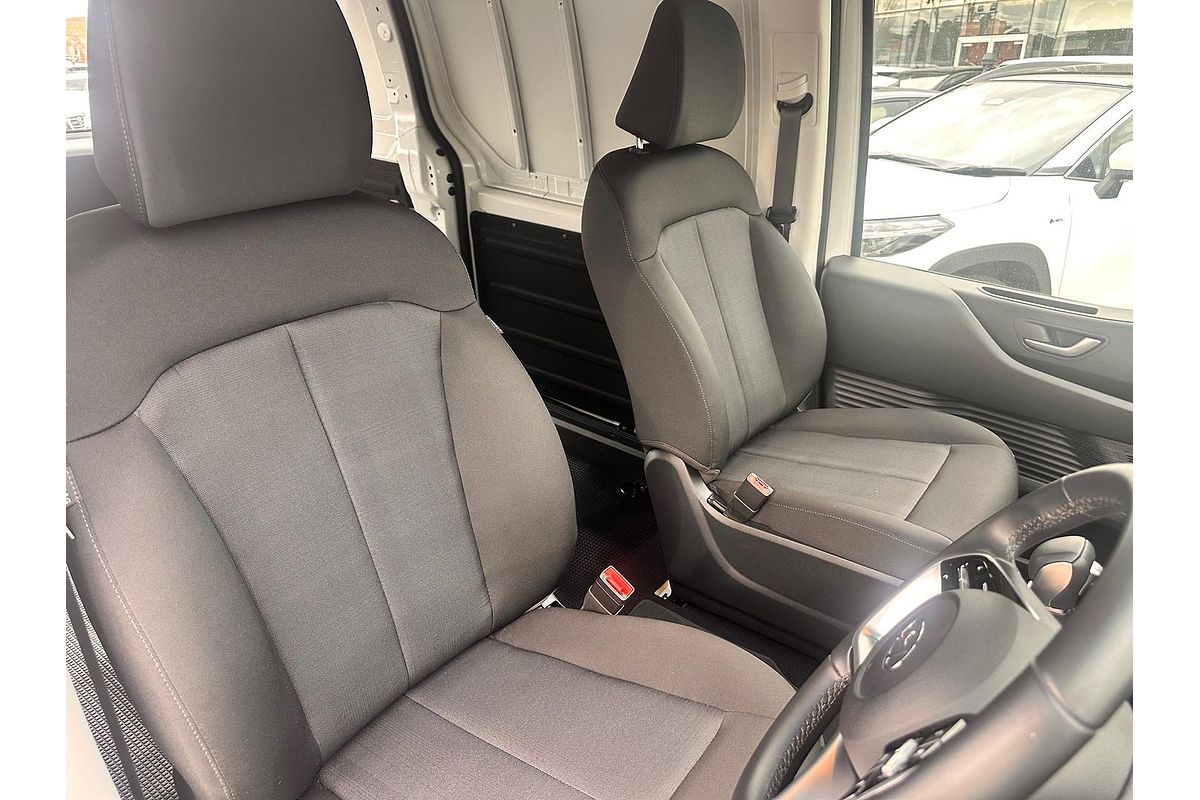 2024 Hyundai STARIA LOAD US4.V2