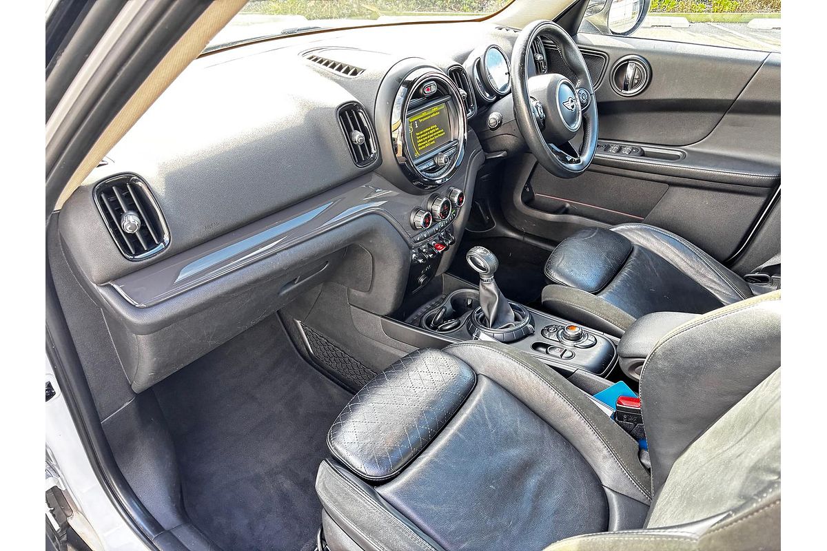 2017 MINI Countryman Cooper F60