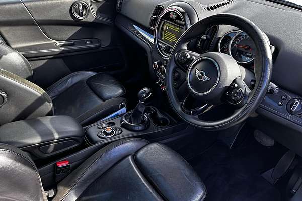 2017 MINI Countryman Cooper F60