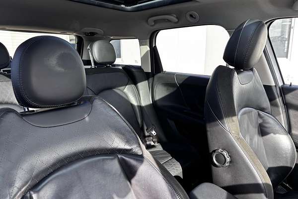 2017 MINI Countryman Cooper F60