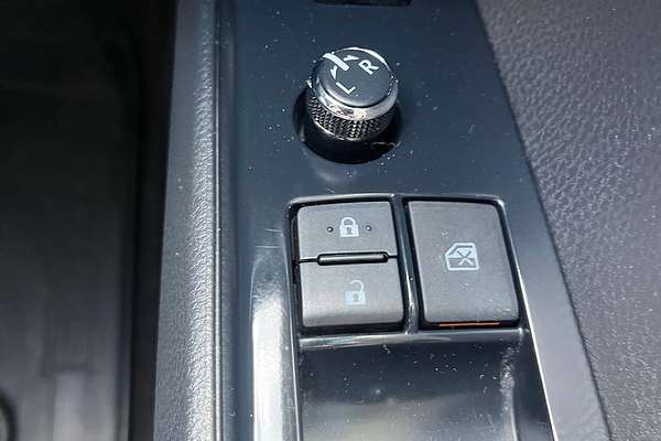 2019 Toyota Camry SL AXVH71R