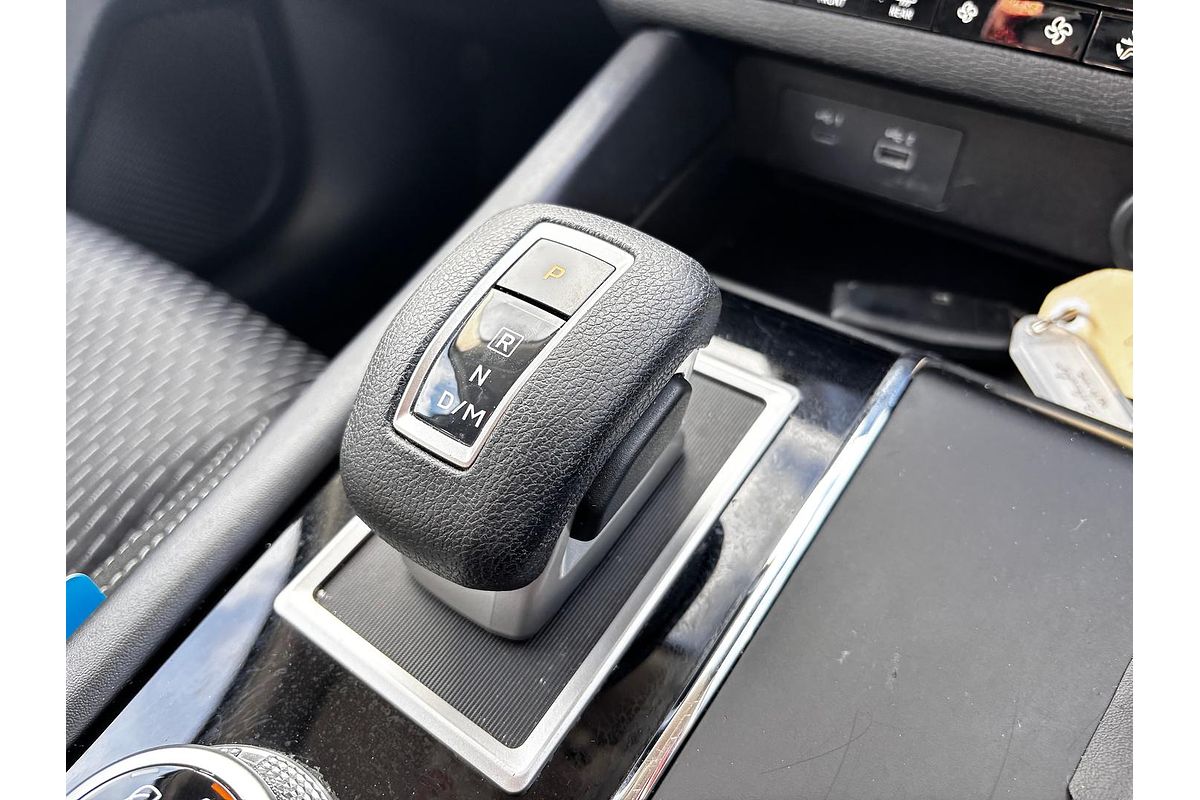 2023 Mitsubishi Outlander ES ZM