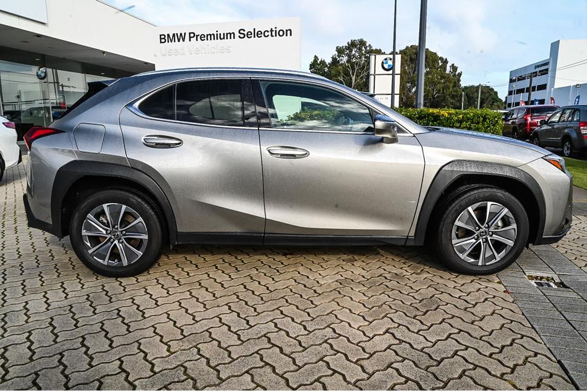 2023 Lexus UX UX300e Luxury KMA10R
