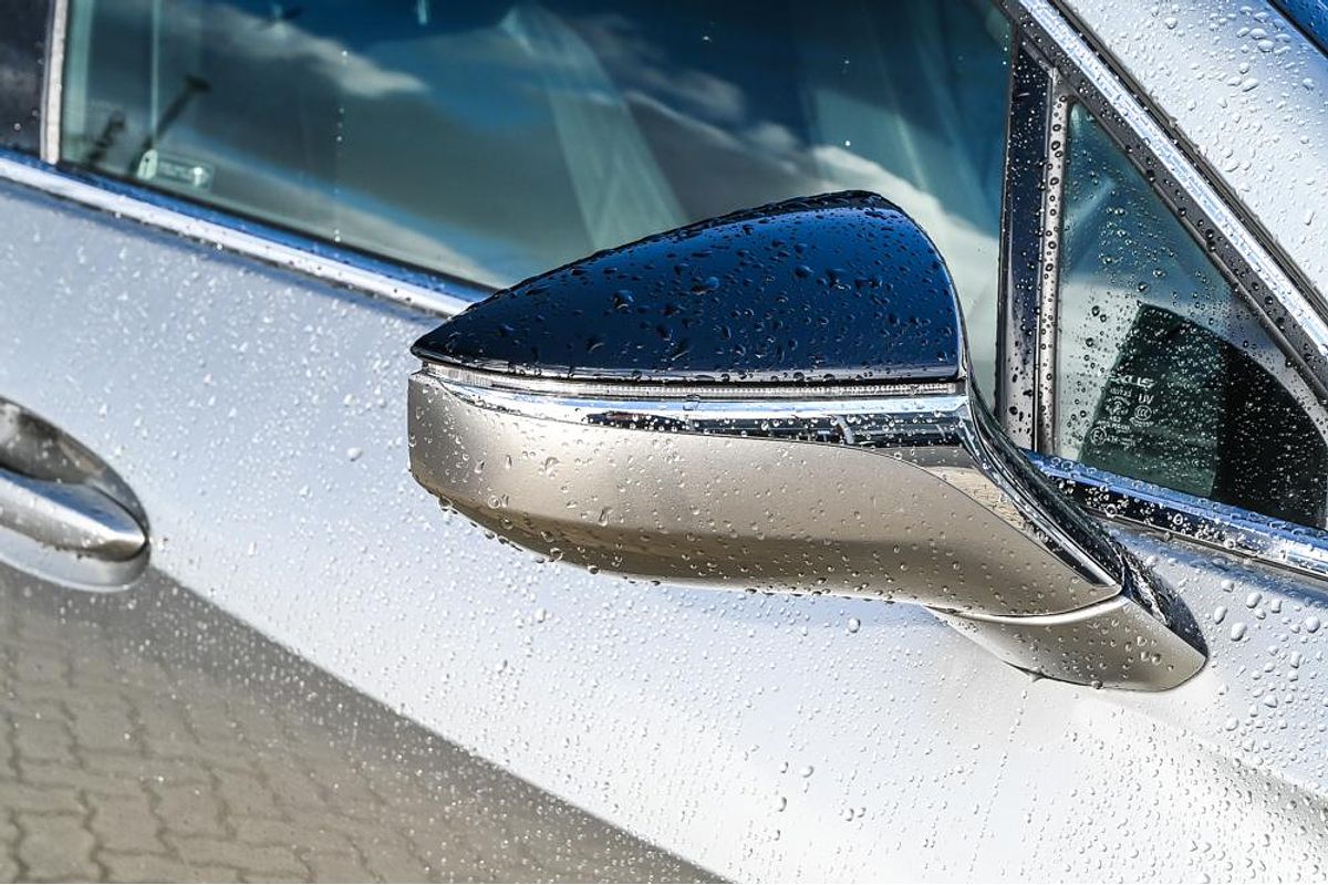 2023 Lexus UX UX300e Luxury KMA10R