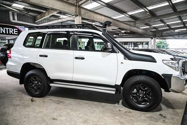 2015 Toyota Landcruiser GX VDJ200R
