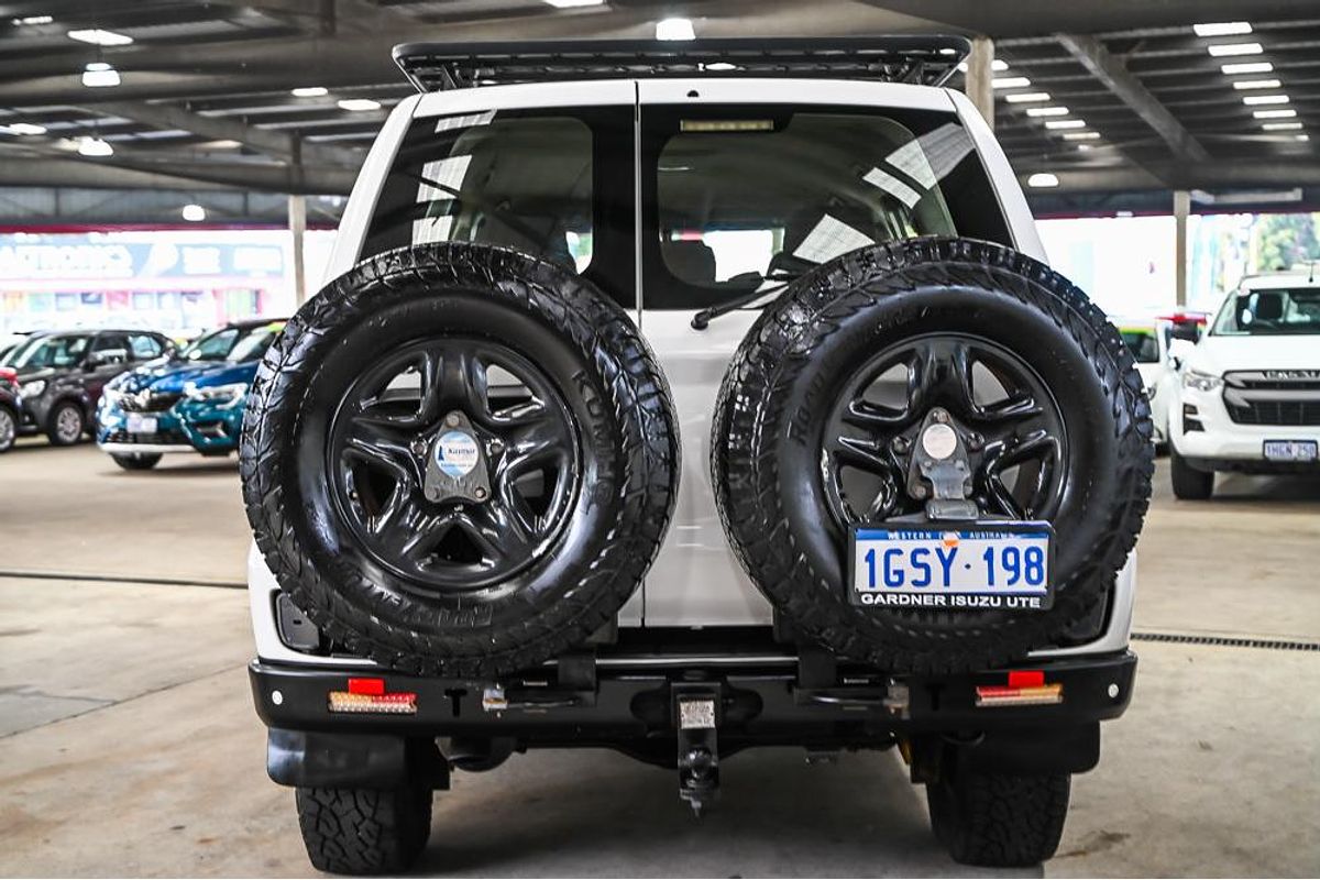 2015 Toyota Landcruiser GX VDJ200R