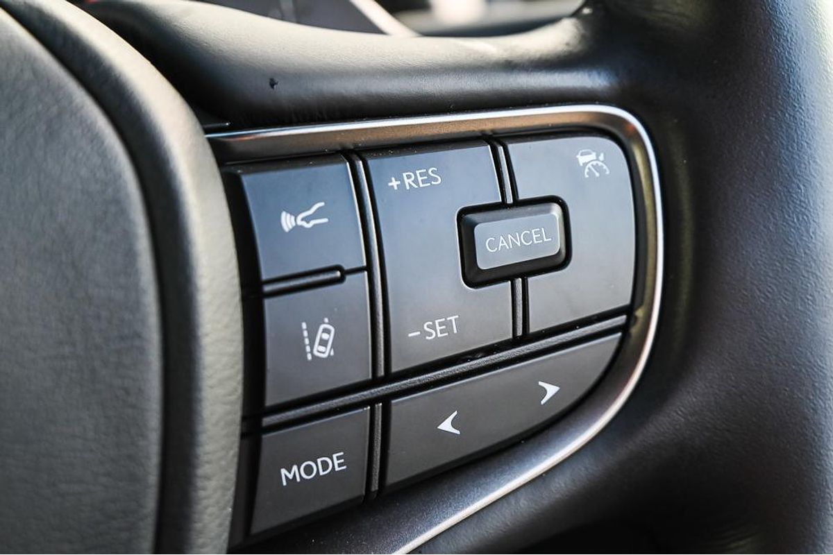 2023 Lexus UX UX300e Luxury KMA10R
