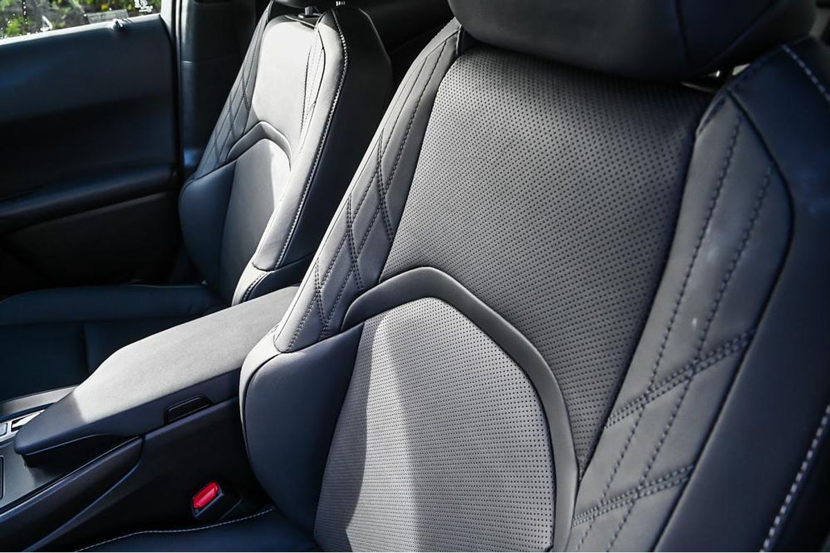 2023 Lexus UX UX300e Luxury KMA10R