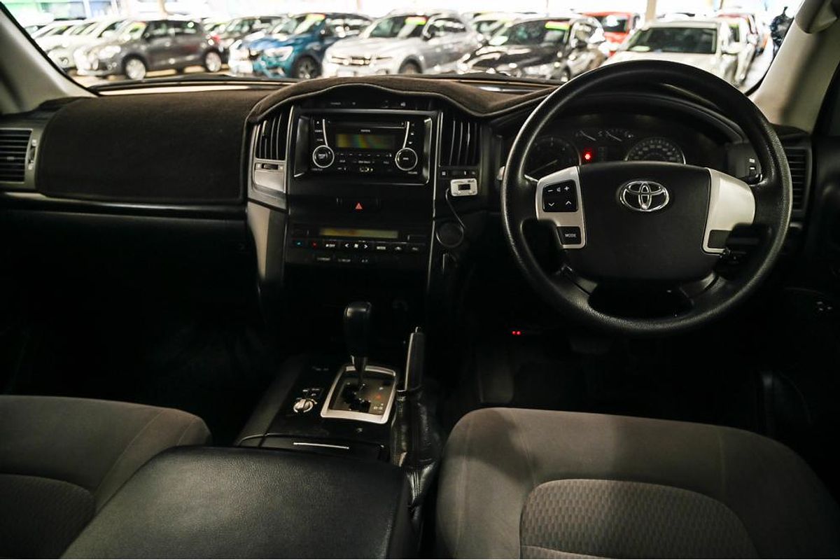 2015 Toyota Landcruiser GX VDJ200R