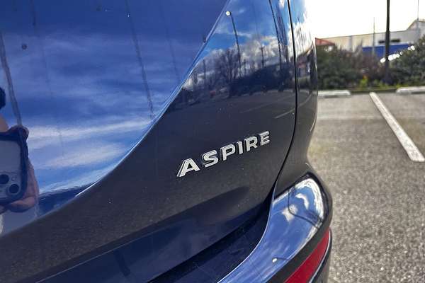 2022 Mitsubishi Outlander Aspire ZM