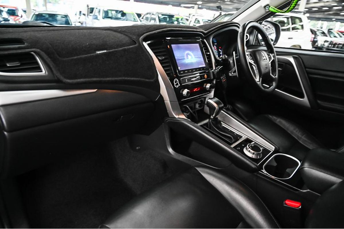 2022 Mitsubishi Pajero Sport Exceed QF