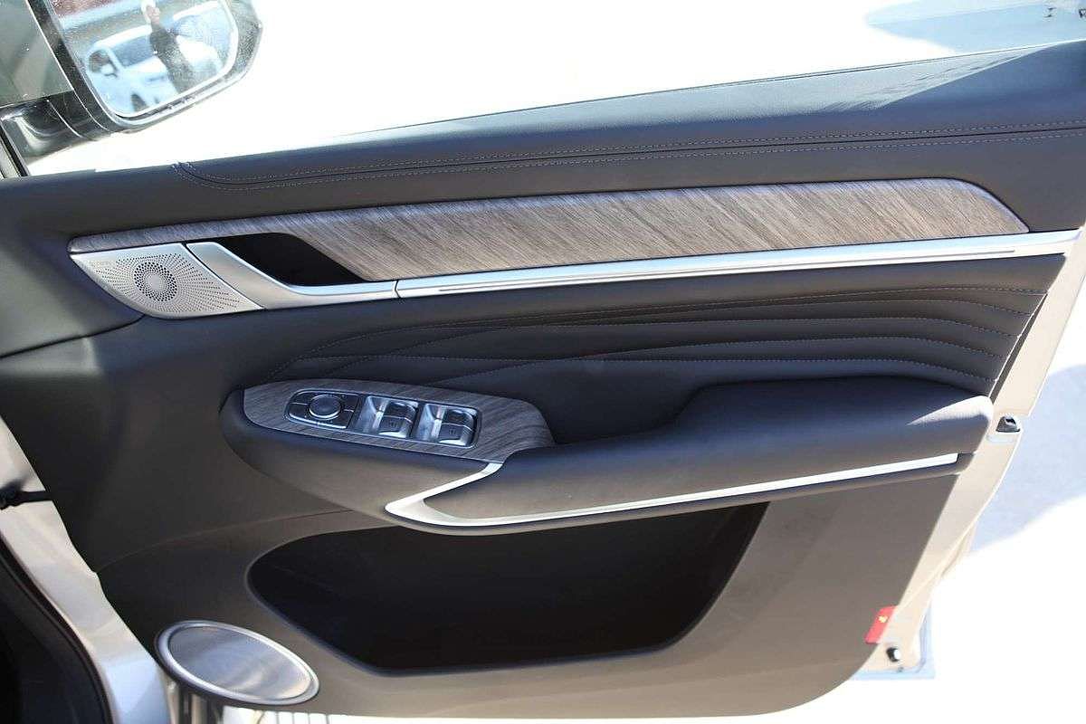 2025 GWM Tank 500 Ultra Hybrid P03