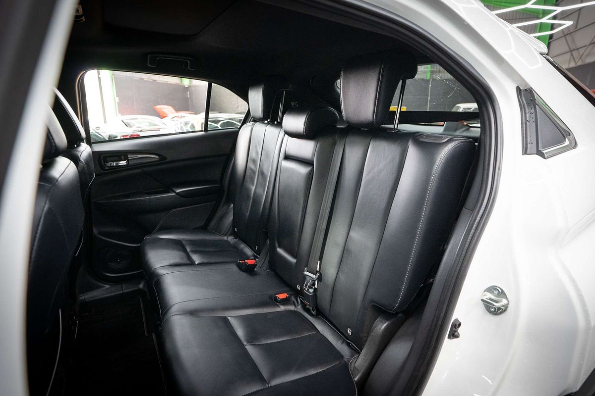 2023 Mitsubishi Eclipse Cross PHEV Exceed YB