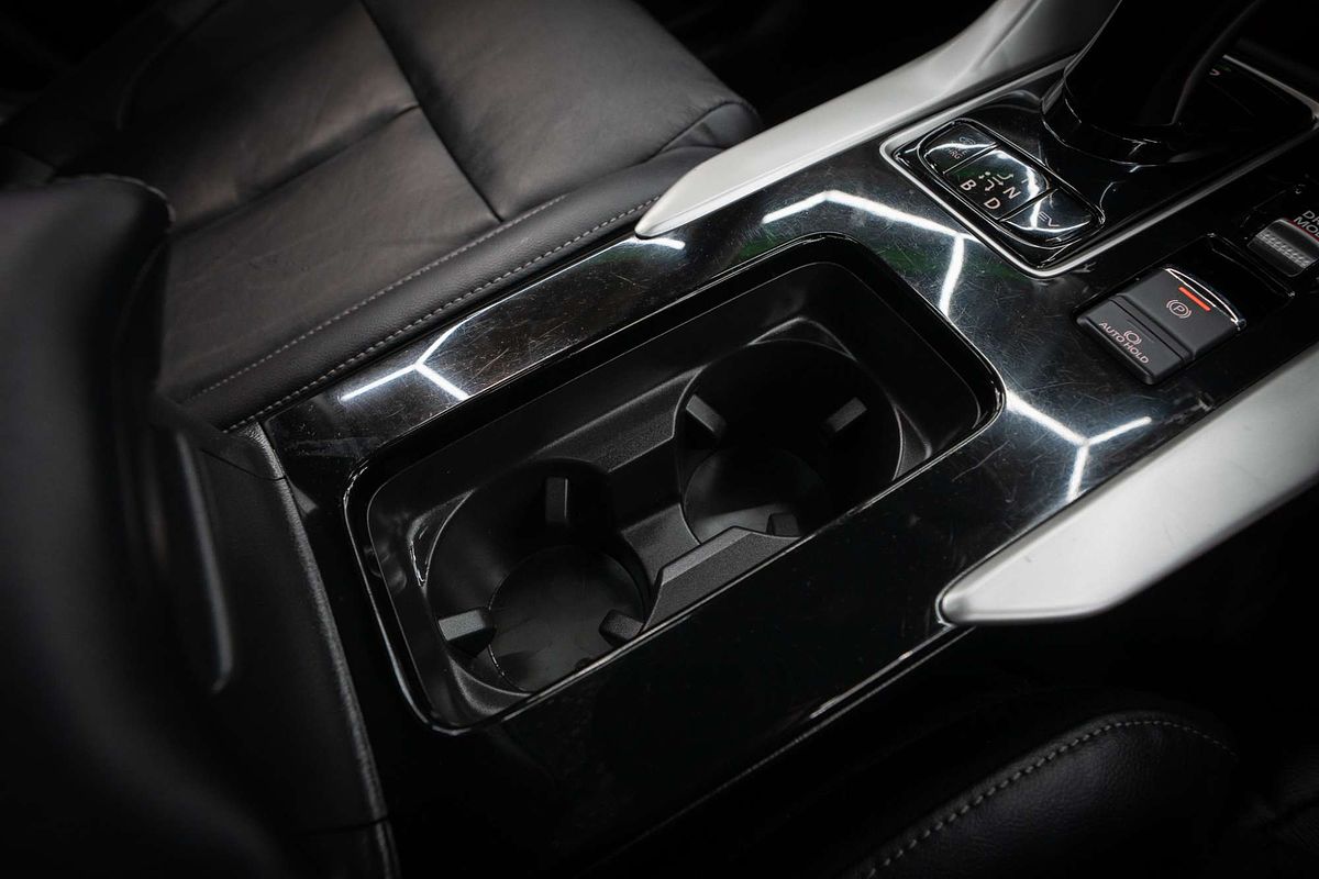 2023 Mitsubishi Eclipse Cross PHEV Exceed YB