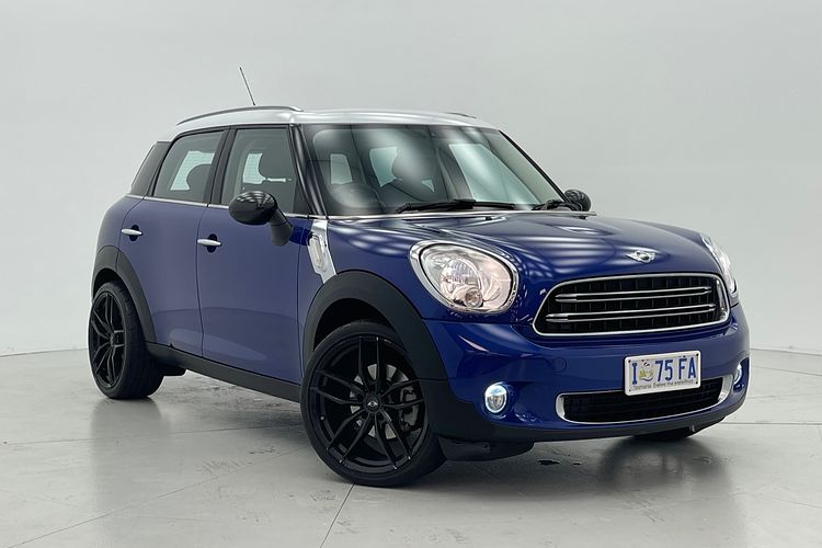 2015 MINI Cooper Cooper R60