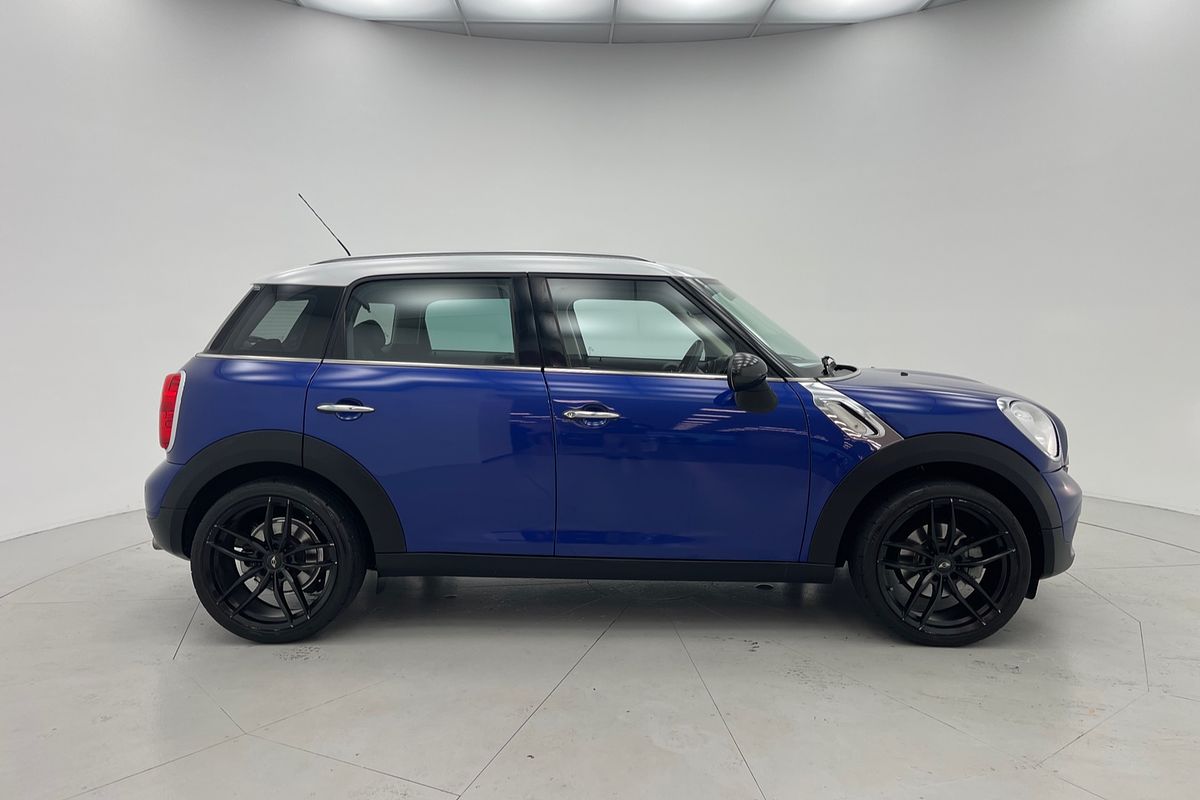 2015 MINI Countryman Cooper R60