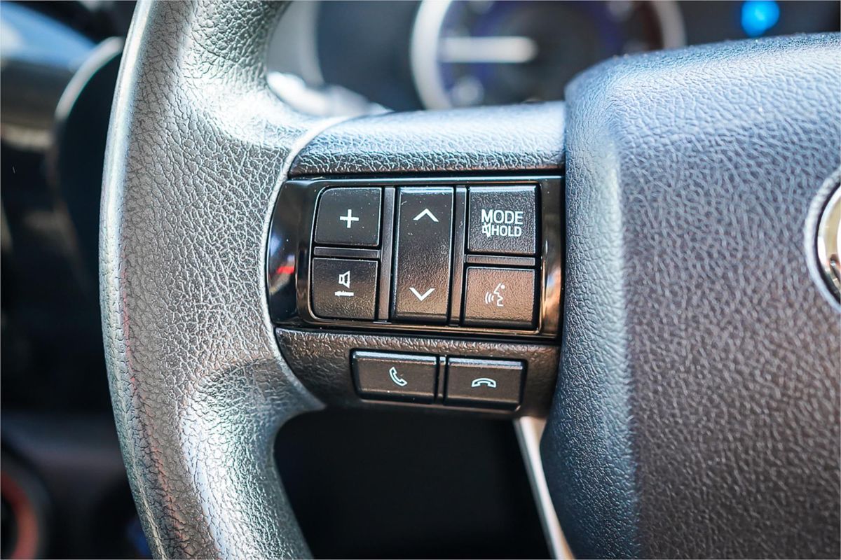 2019 Toyota Hilux SR GUN126R 4X4