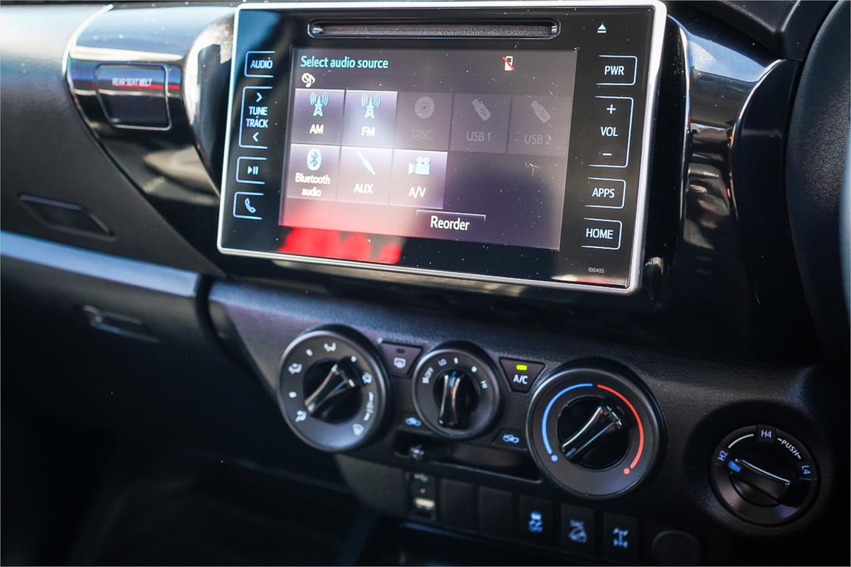 2019 Toyota Hilux SR GUN126R 4X4